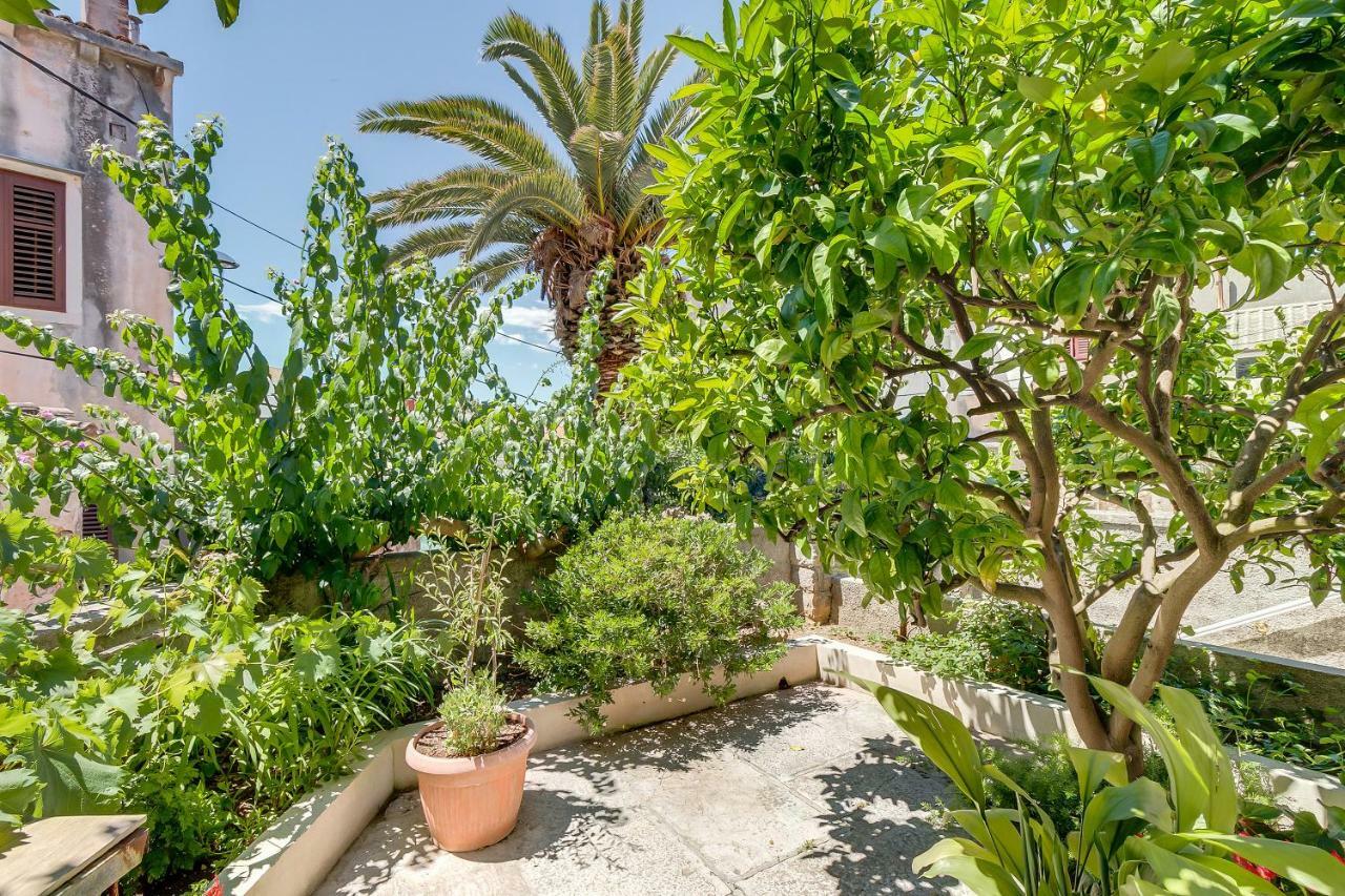 מאלי לוסיניי Apartman Pia מראה חיצוני תמונה