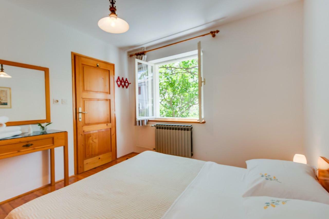 מאלי לוסיניי Apartman Pia מראה חיצוני תמונה